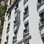 Western Le Montparnasse Hotel