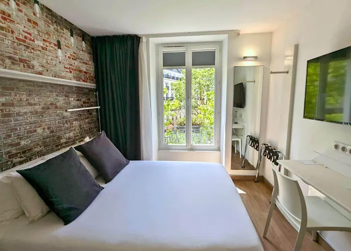 Western Le Montparnasse Hotell