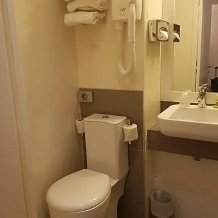 Western Le Montparnasse Hotel 3*