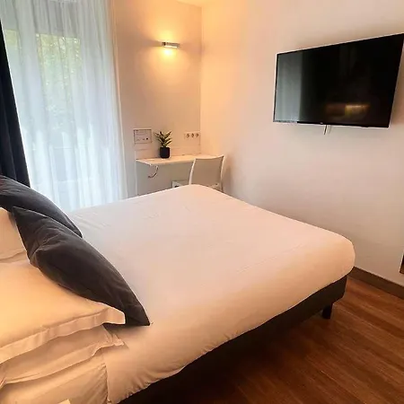 Western Le Montparnasse Hotel Parigi