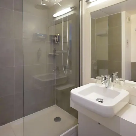 Western Le Montparnasse Hotell