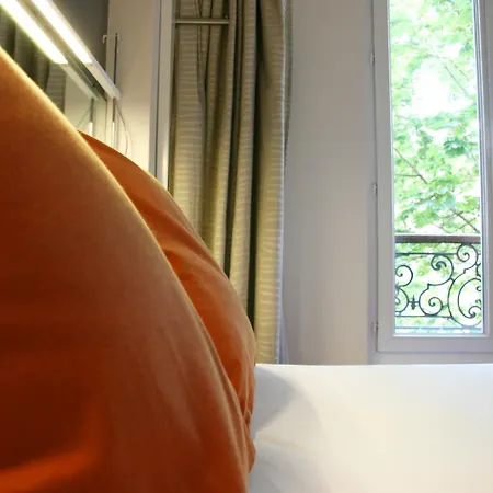 Western Le Montparnasse Hotel 3*