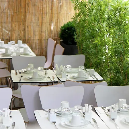 Western Le Montparnasse Hotel 3*