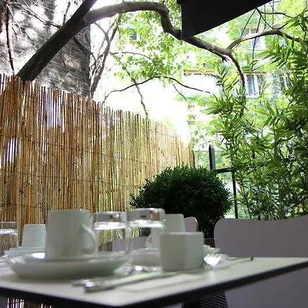 Western Le Montparnasse 3* Parigi