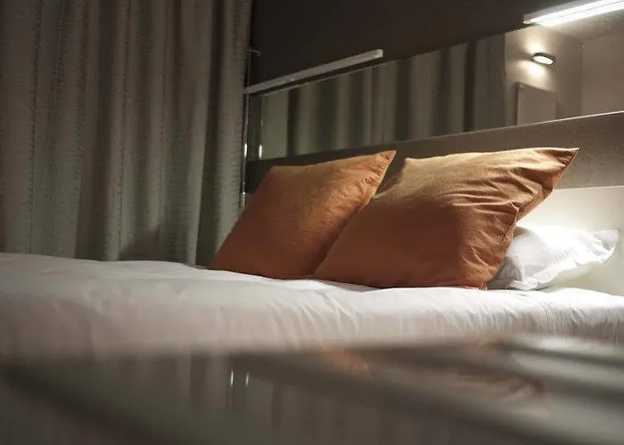 Western Le Montparnasse Hotel 3*